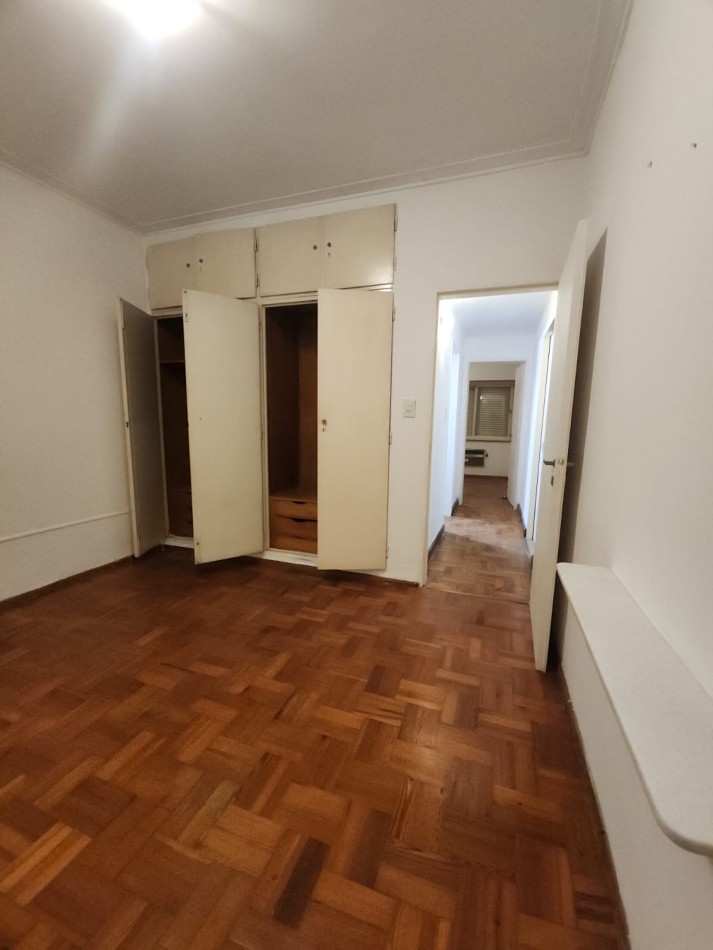 ALQUILER CASA EN GUEMES Y BV GALVEZ