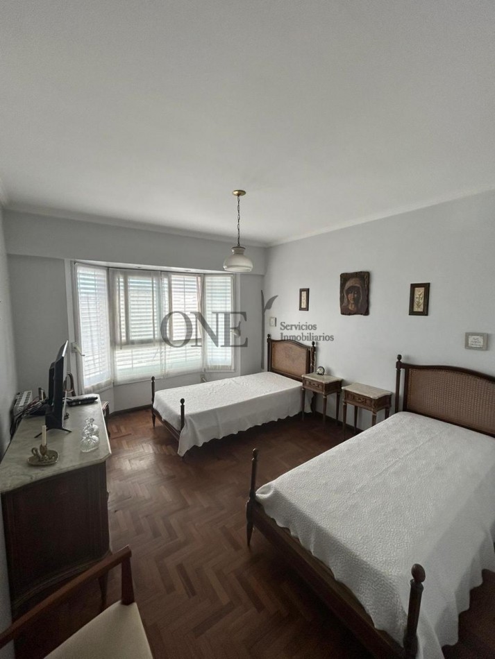 Venta Piso de categoria Bv Galvez