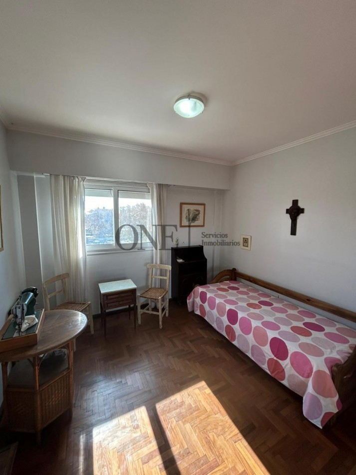 Venta Piso de categoria Bv Galvez