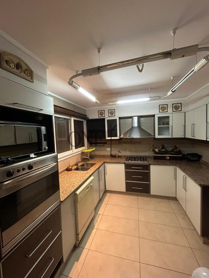 Venta Piso de categoria Bv Galvez